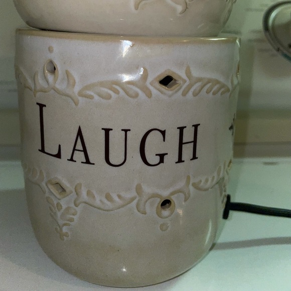 Wax Warmer - Picture 2 of 3